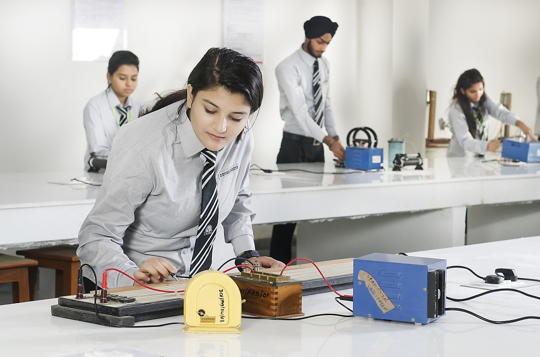 Dronacharya Group of Institutions Greater Noida Academic Building photo 9